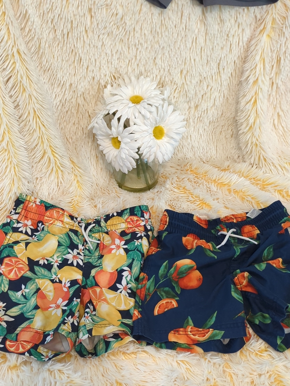 🩳🏊🏻♀️2 Pair Old Navy Citrus Swim Trunk/Shorts Green, Yellow & Navy🏊🏻♀️🩳
